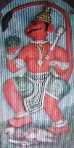 Хануман бросает гору трав, чтобы спасти раненого Лакшману, брата Рамы. Литография Раджи Рави Вармы, XIX в.