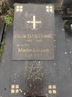 Могила Эмиля Дантена